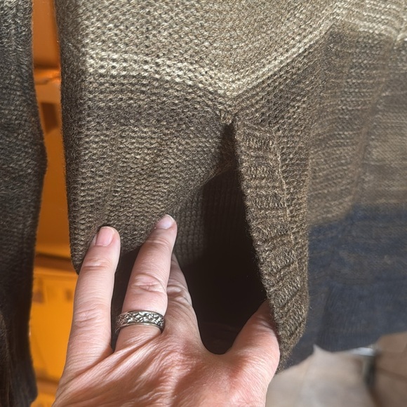 Field & Stream Brown Ombré Knit Sweater Cardigan Size Small Oversized - Picture 3 of 10